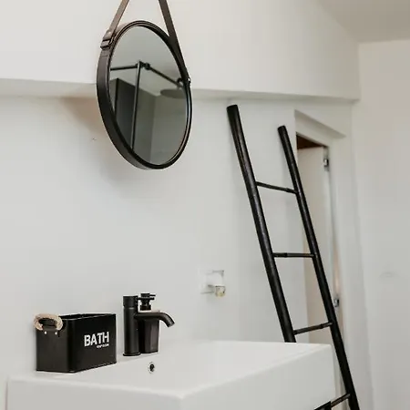Manhattan House * Vasto